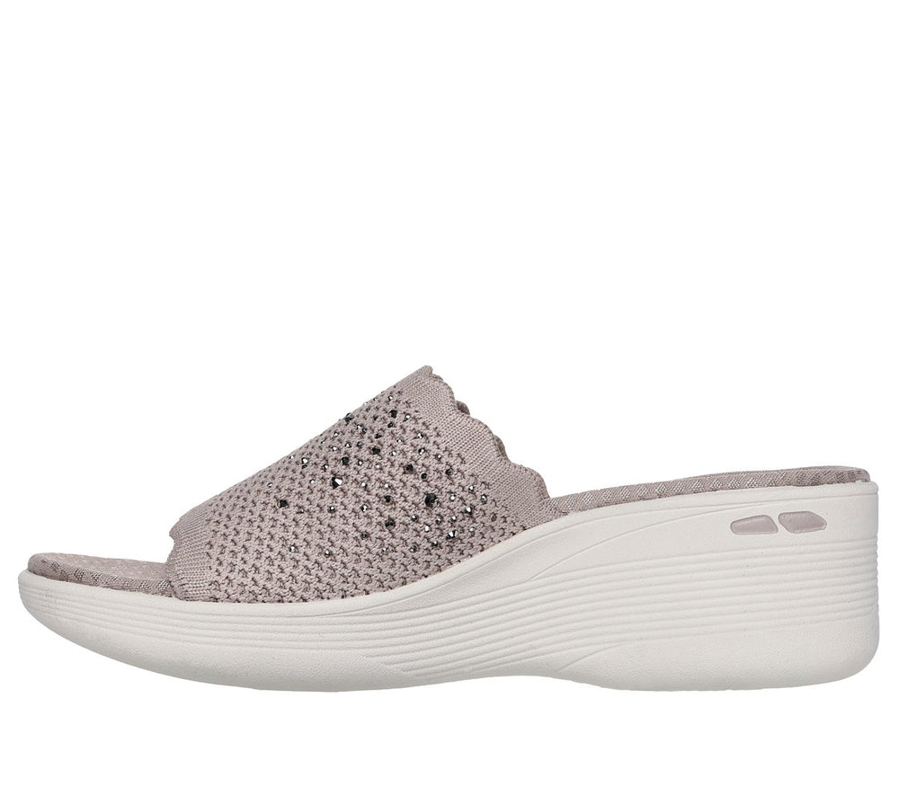 Skechers Onsale | Martha Stewart: Pier-Lite - Light Essence