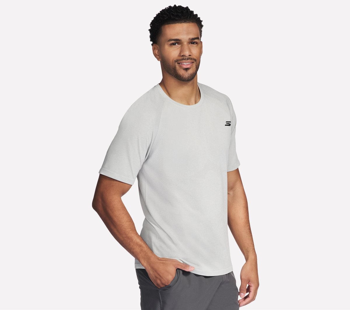 Skechers For Sale | Raglan Seamless Tee
